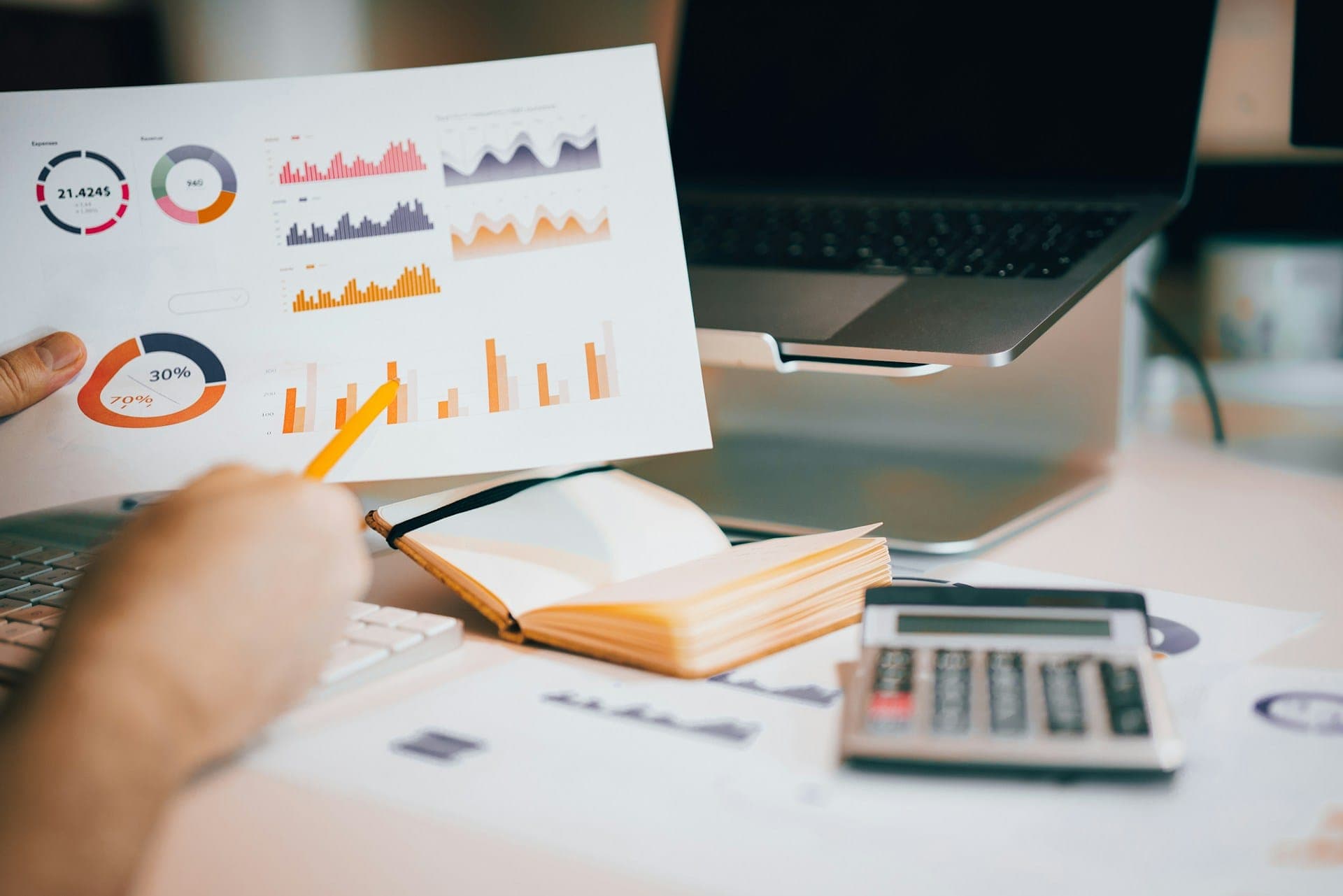 Reporting Tool vs Excel: When It's Time to Upgrade (and What to Look For in 2026)
